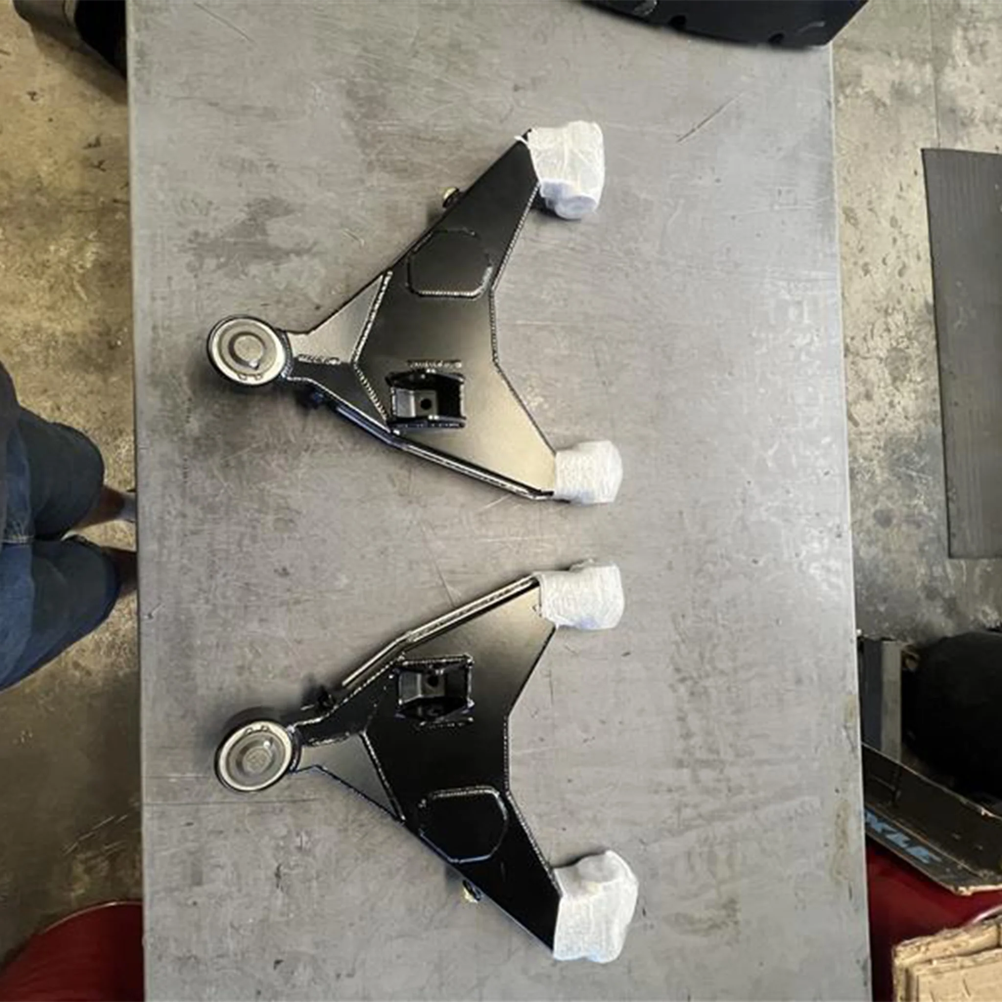 03-09 4Runner Performance Lower Control Arms - Blemish - Image 5