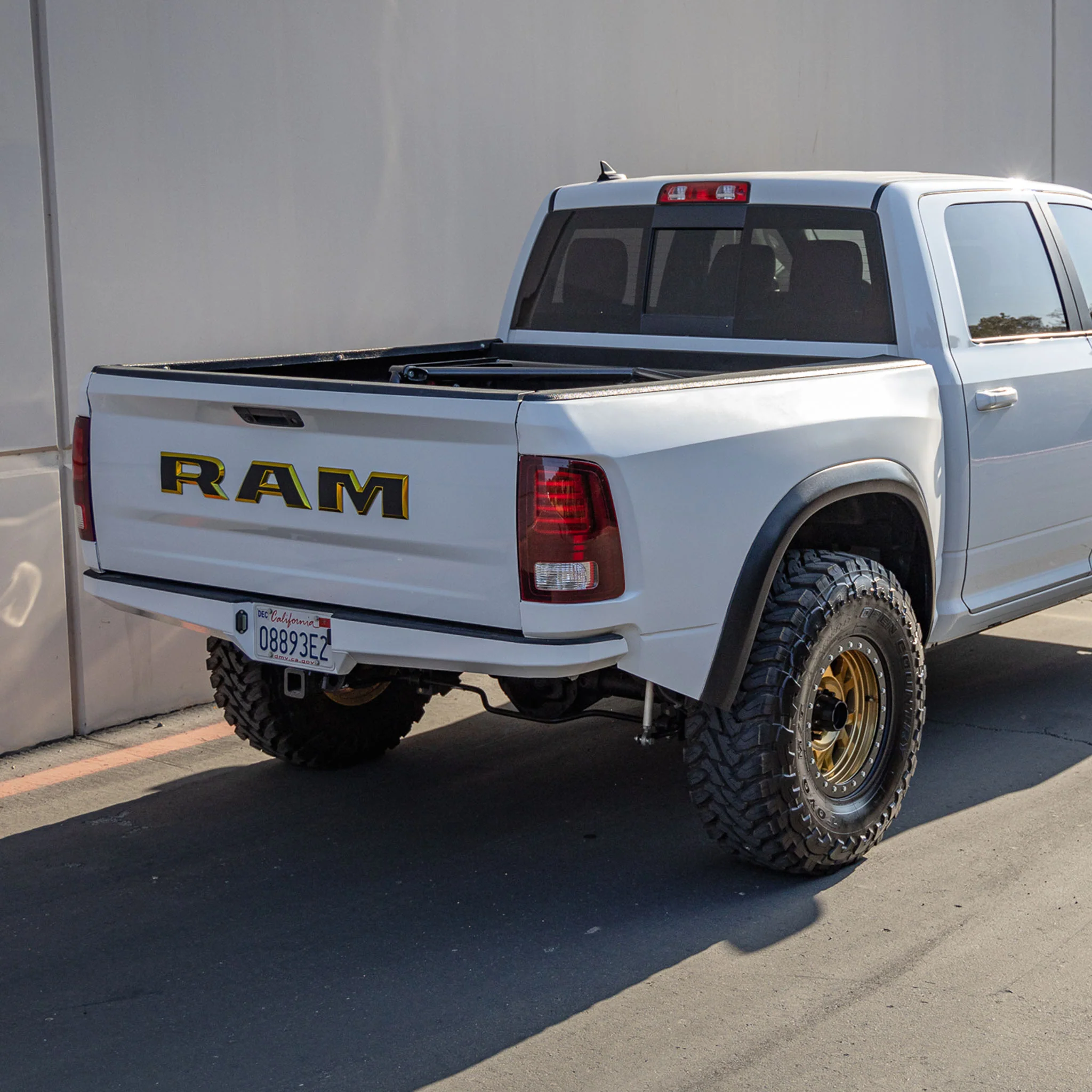 Plate Rear Bumper - Image 4