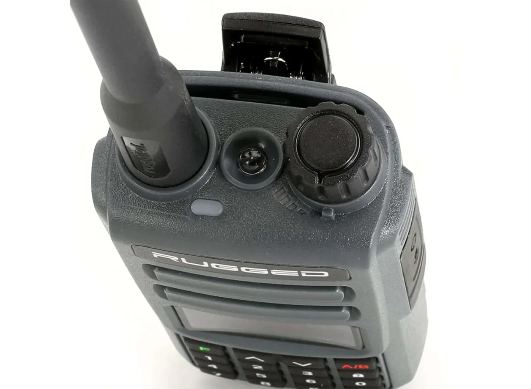 Rugged GMR2 GMRS/FRS Handheld Radio - Image 2